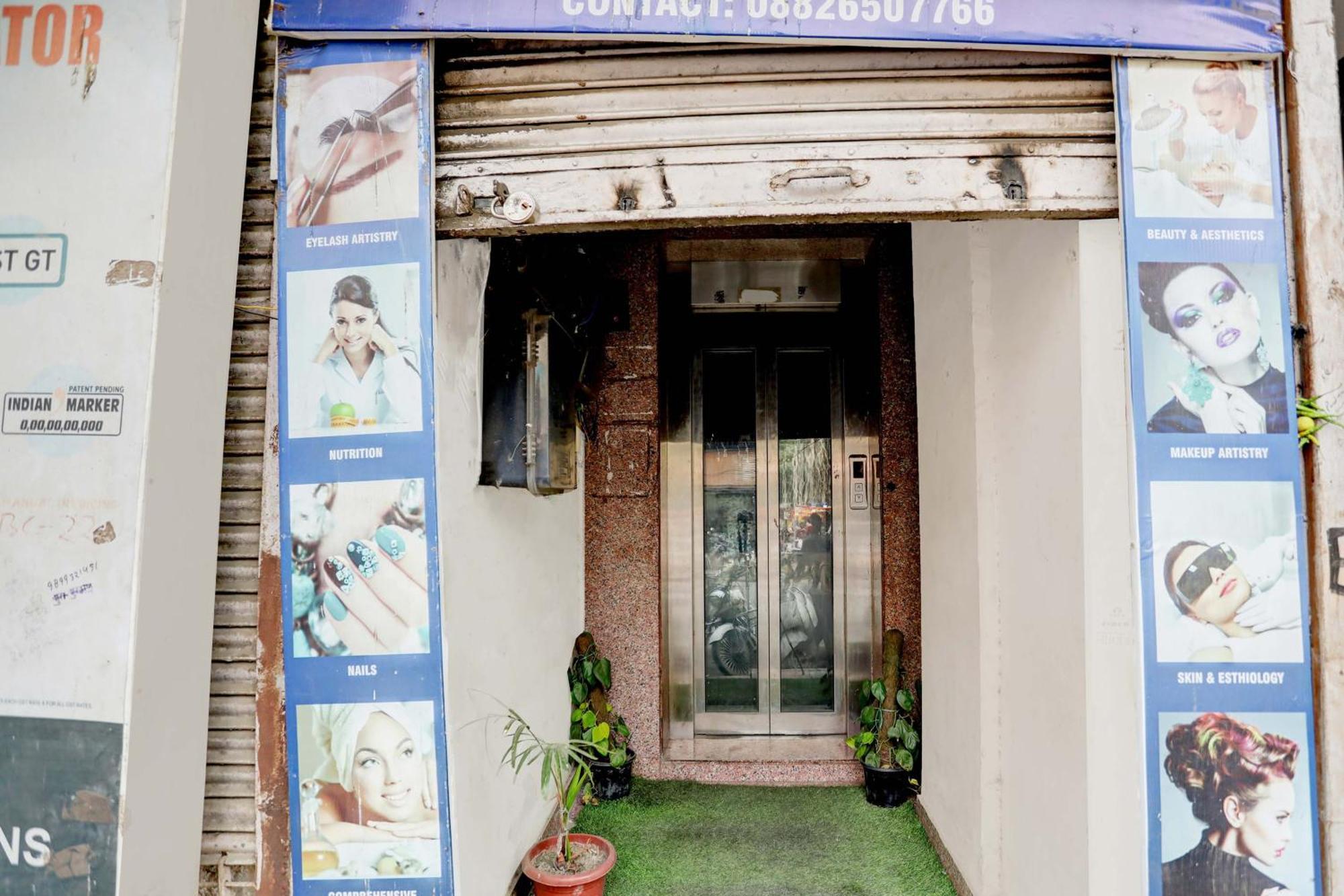 Aashiyana Homes New Delhi Exterior photo